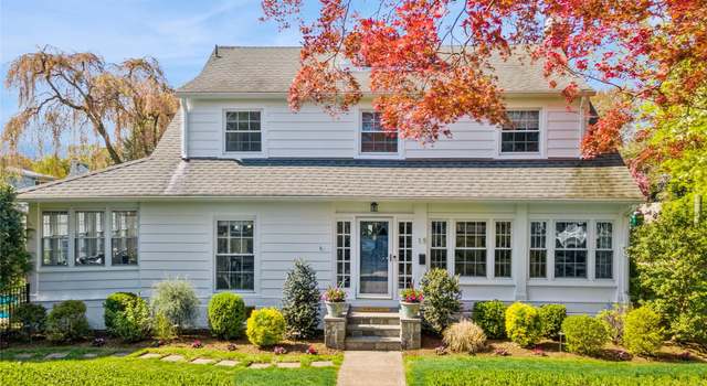Photo of 15 Witherbee Ave, Pelham, NY 10803
