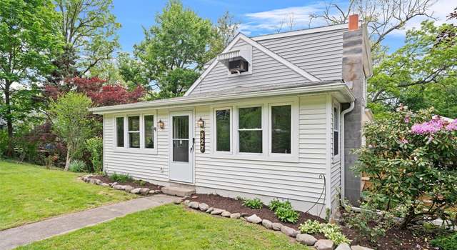 Photo of 327 Walnut Ave, New Windsor, NY 12553