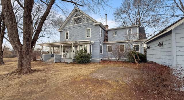 Photo of 654 S Drury Ln, Rock Tavern, NY 12575