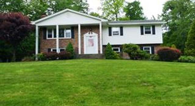 Photo of 22 Grove Ct, Bardonia, NY 10954