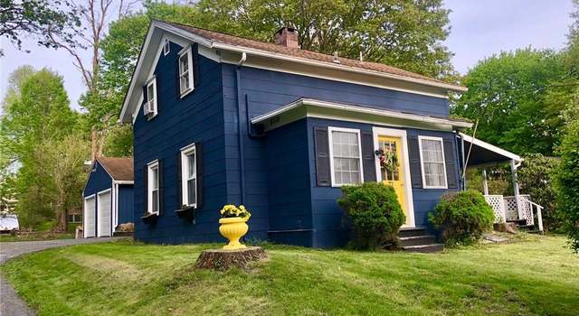 Photo of 72 Front St, Millbrook, NY 12545