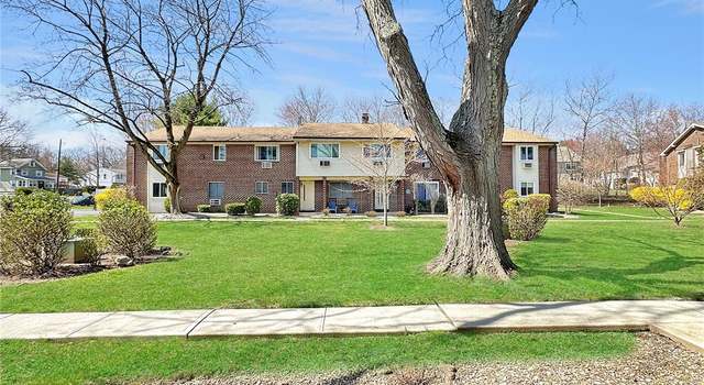 Photo of 1 Blue Hill Cmns Unit B, Orangeburg, NY 10962