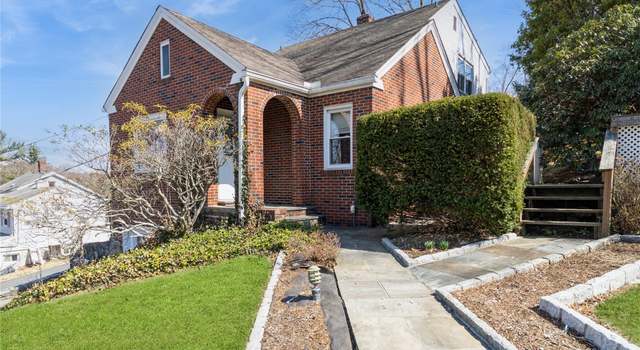 Photo of 862 Linda Ave, Thornwood, NY 10594