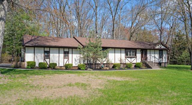 Photo of 13 Angelo Dr, Pine Bush, NY 12566