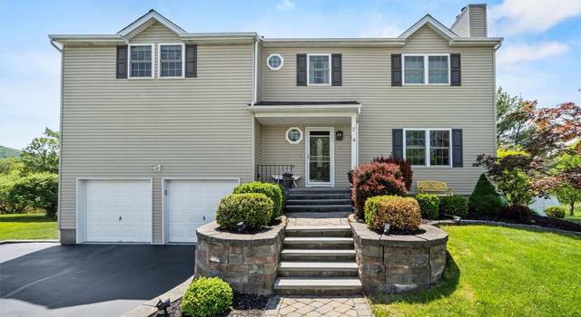 Photo of 7 Pilgrim Ln, Washingtonville, NY 10992