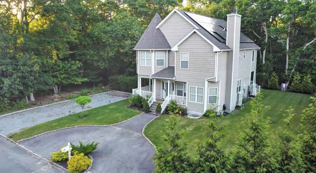 Photo of 5 Broidy Ln, Southampton, NY 11968