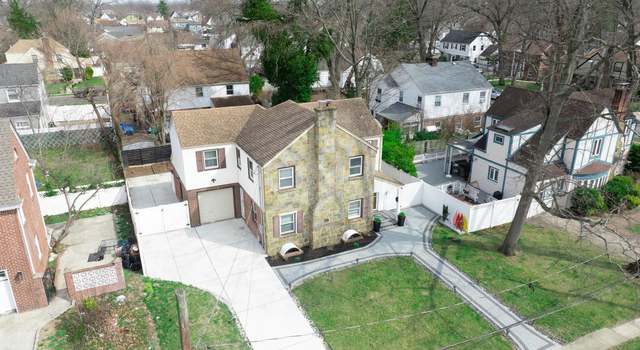 Photo of 12 Midwood Pl, Freeport, NY 11520