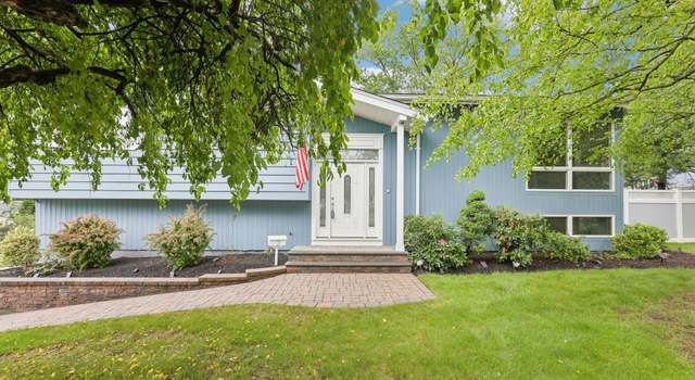 Photo of 2 Fonda Dr, Stony Point, NY 10980