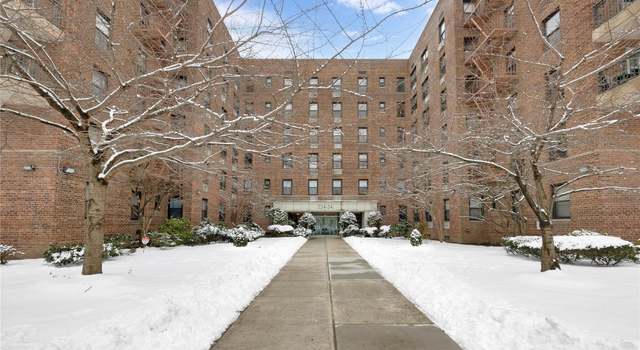 Photo of 224-24 Union Tpke Unit 4P, Oakland Gardens, NY 11364