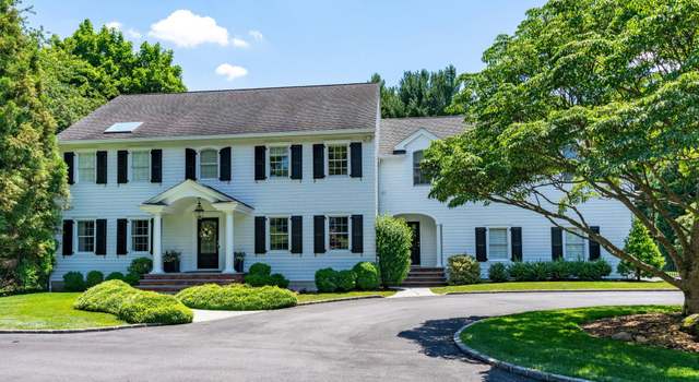 Photo of 30 School Ln, Lloyd Harbor, NY 11743