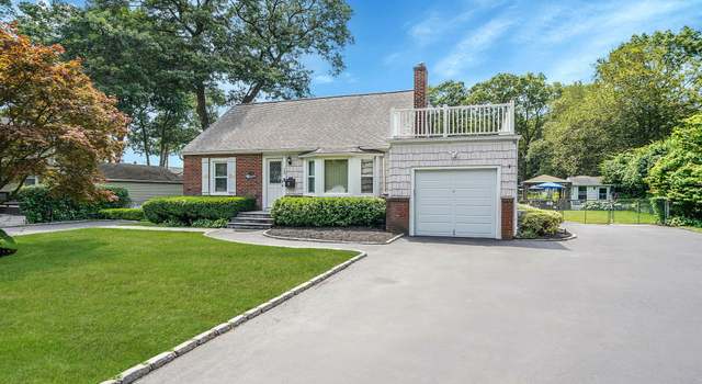 Photo of 160 Church St, Ronkonkoma, NY 11779