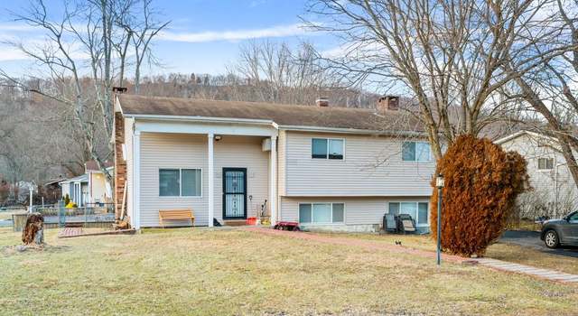 Photo of 50 Merriewold Ln N, Monroe, NY 10950