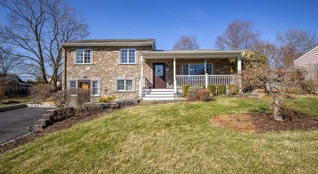 Photo of 25 Salmar Ave, Pearl River, NY 10965