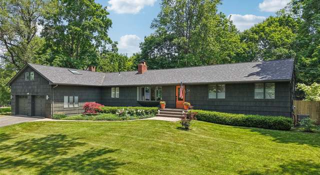 Photo of 34 Iroquois Ave, Palisades, NY 10964