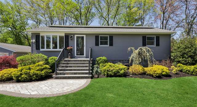 Photo of 8 Adele Rd, West Nyack, NY 10994