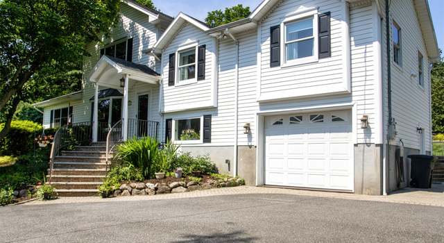 Photo of 25 Mckinley St, Pearl River, NY 10965