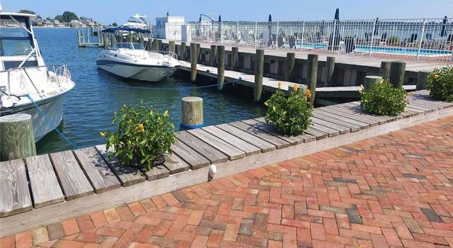 Photo of 10 Stirling Cv #10, Greenport, NY 11944