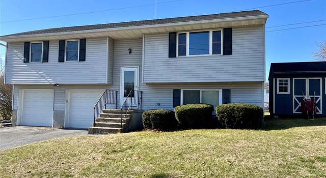 Photo of 15 Toc Dr, Highland, NY 12528
