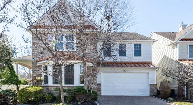 Photo of 55 W Overlook, Port Washington, NY 11050