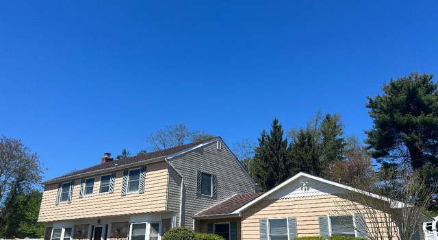Photo of 19 Millbrook Dr, Stony Brook, NY 11790