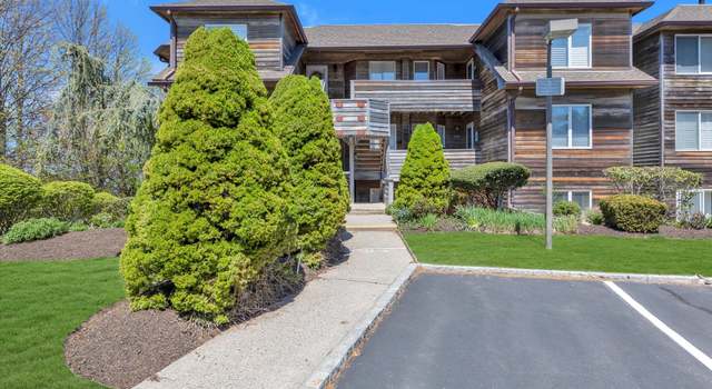 Photo of 613 Fox Hill Dr, Baiting Hollow, NY 11933