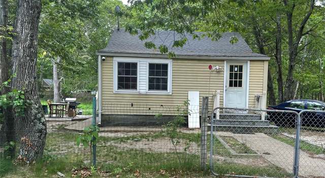 Photo of 115 Wood Road Trl, Centereach, NY 11901