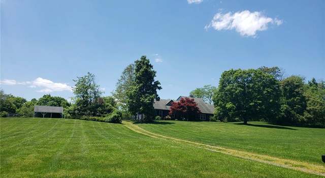 Photo of 67 Rymph Rd, Staatsburg, NY 12580