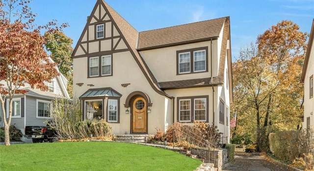 Photo of 10 Overlook Rd, White Plains, NY 10605