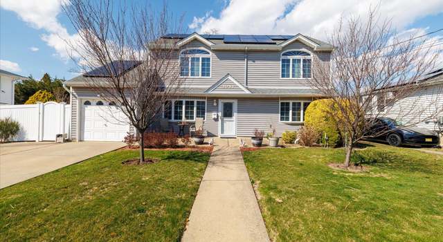 Photo of 1051 Hastings St, Baldwin, NY 11510