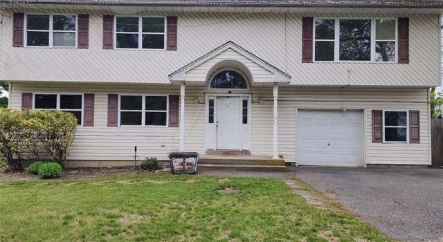 Photo of 36 S 23rd St, Wyandanch, NY 11798