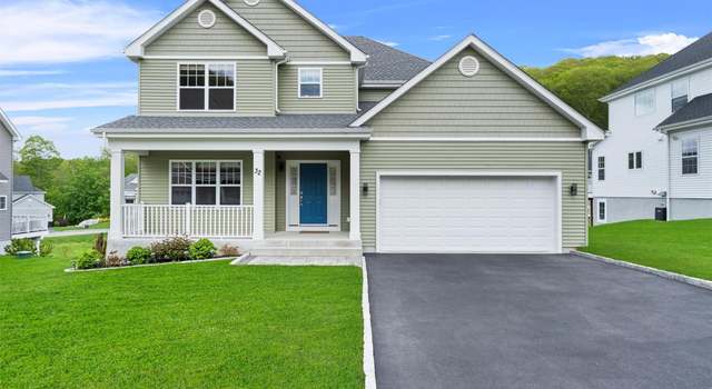 Photo of 32 North Ridge Rd, Mahopac, NY 10541