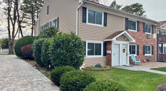 Photo of 40 West 4th St #210, Patchogue, NY 11772