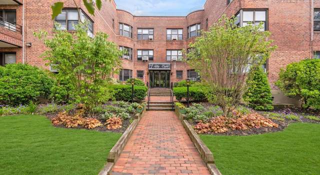 Photo of 58 Grace Ave Unit 3G, Great Neck, NY 11021