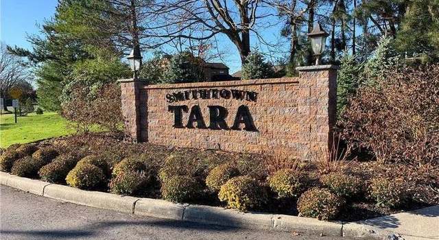 Photo of 8 Ashley Cir, Commack, NY 11725