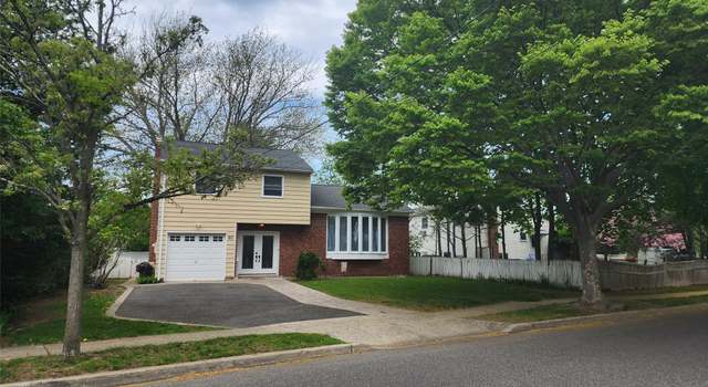 Photo of 60 Ketcham Ave, Amityville, NY 11701