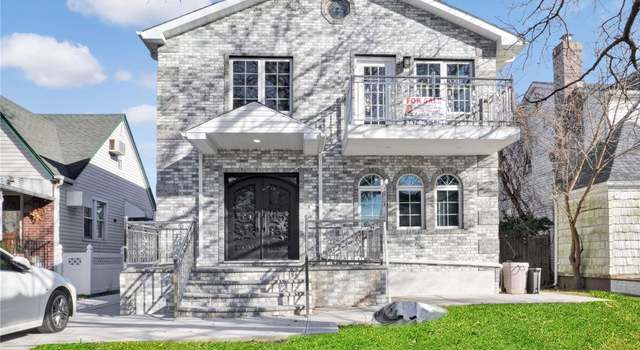 Photo of 84-55 252nd St, Bellerose, NY 11426