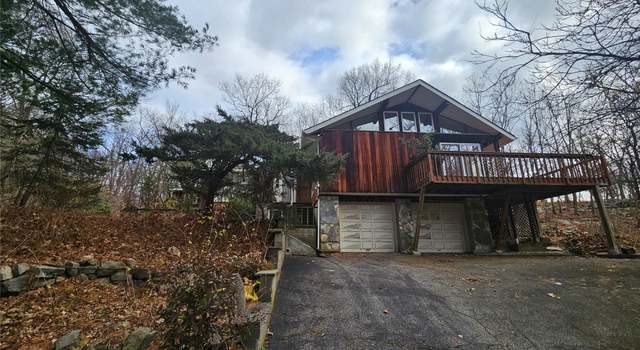 Photo of 34 Mountain Dr, Garrison, NY 10524