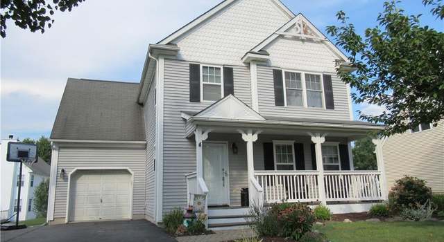 Photo of 16 Pleasant Gln, Poughquag, NY 12570
