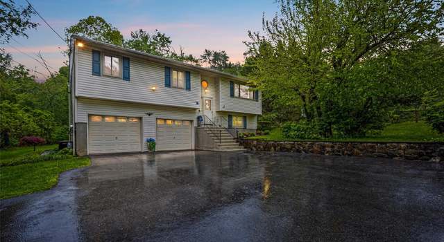 Photo of 22 Muscoot Rd N, Mahopac, NY 10541