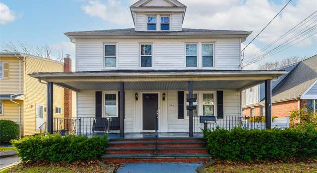 Photo of 344 Roslyn Ave, Carle Place, NY 11514