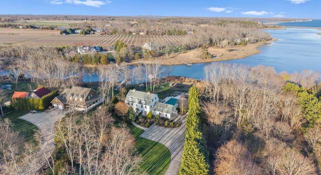 Photo of 1775 Indian Neck Ln, Peconic, NY 11958