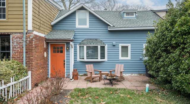 Photo of 15 Jade St, Oakdale, NY 11769