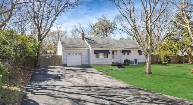 Photo of 18 Lovell Rd, Hampton Bays, NY 11946