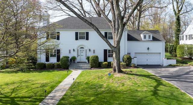 Photo of 250 Oxford Rd, New Rochelle, NY 10804