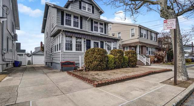 Photo of 531 Beach 134th St, Belle Harbor, NY 11694