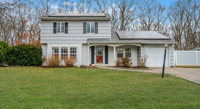 Photo of 25 Nottingham Dr, Middle Island, NY 11953