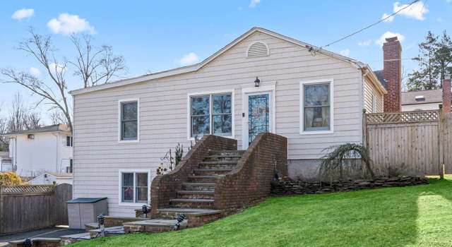 Photo of 47 Maple Rd, Kings Park, NY 11754