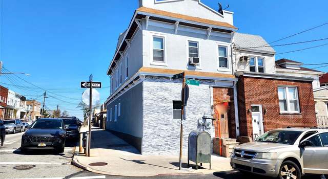 Photo of 6727 75th St, Middle Village, NY 11379