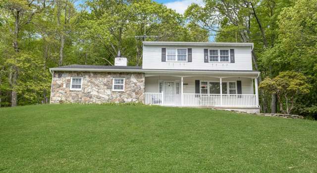 Photo of 28 Mey Crescent Rd, Stormville, NY 12582