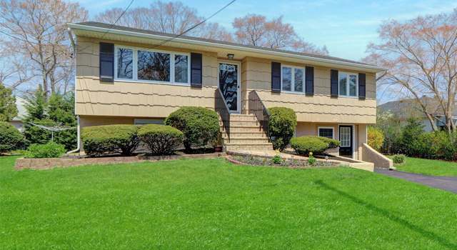 Photo of 59A Cedarhurst Ave, Selden, NY 11784